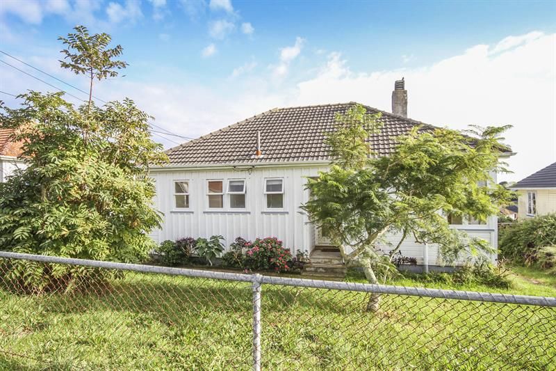 Property value 9 Howell Crescent, Mount Roskill realestate.co.nz