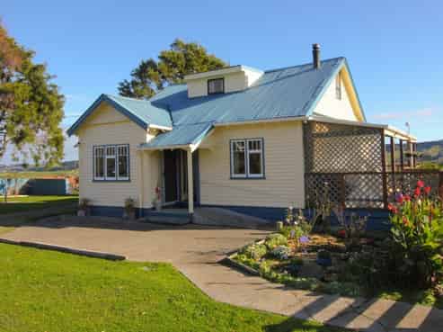 813 Ruatangata Road, Whangaehu