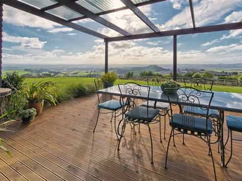 74 Lee Road, Te Kohanga