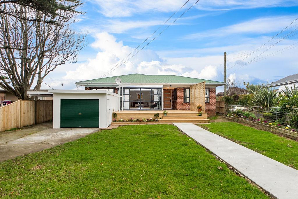 Property value 37 Sutherland Road, Point Chevalier realestate.co.nz