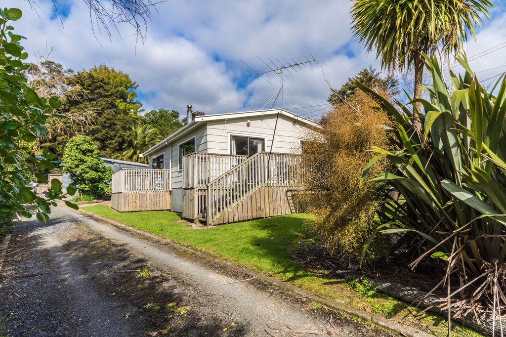 Property value 118 Kawakawaorere Road, Kawakawa Bay realestate.co.nz