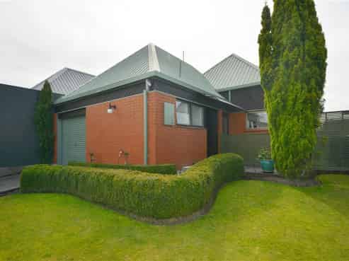 2/28 Juniper Place, Burnside