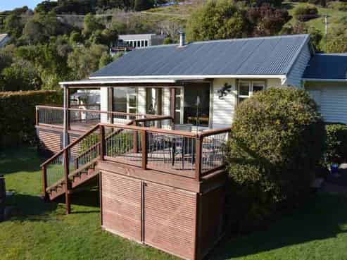 54 Lukes Road, Little Akaloa