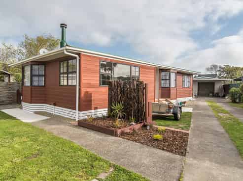 12 Wedgewood Grove, Raumati Beach