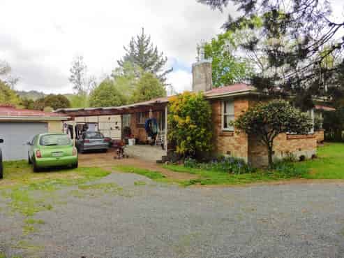 2721 State Highway 4, Aria