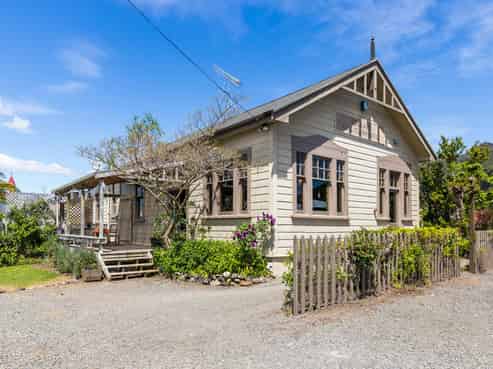 20 Atutahi Street, Tokaanu