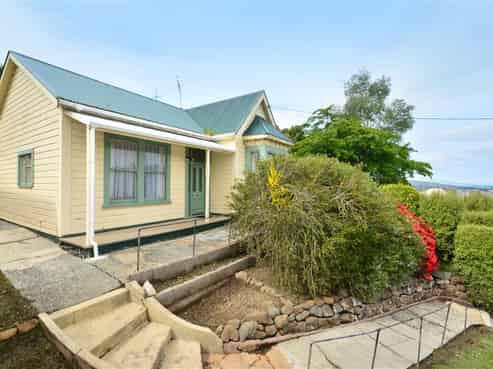 22 Thomson Street, Lookout Point