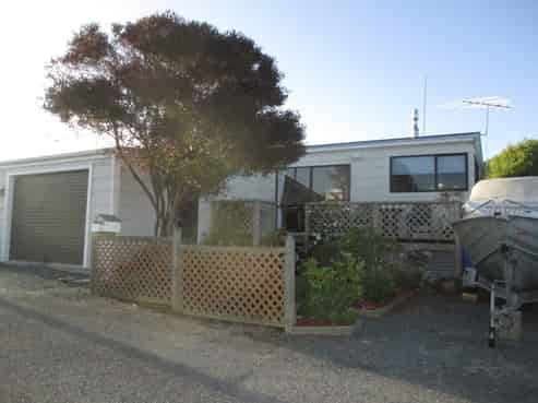 13 Matai Street, Kaka Point