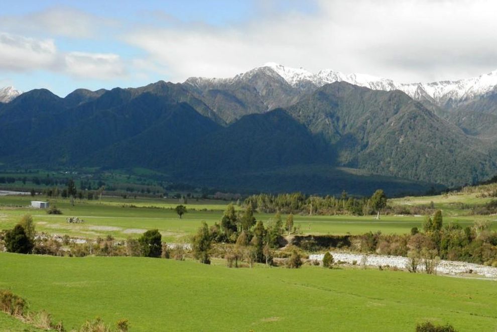 For sale Falls Creek Road, Hokitika realestate.co.nz