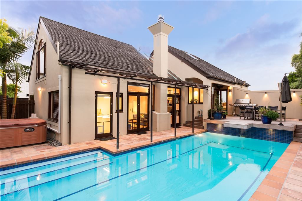 Property value 13A Castor Bay Road, Castor Bay realestate.co.nz