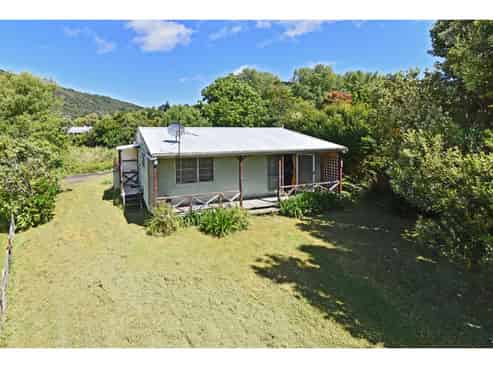 11 Stack Road, Port Waikato