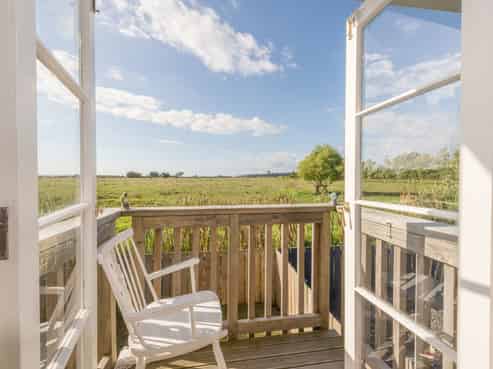 15 Springs Road, Parakai