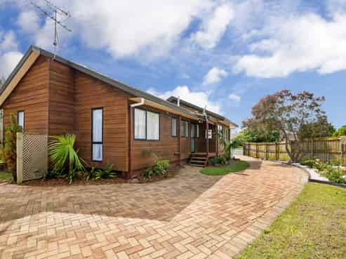 38 Heathridge Place, Burswood