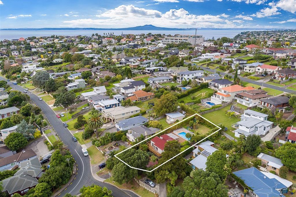 Property value 60 Beulah Avenue, Rothesay Bay realestate.co.nz