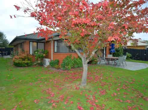 16 Villa Grove, Ilam