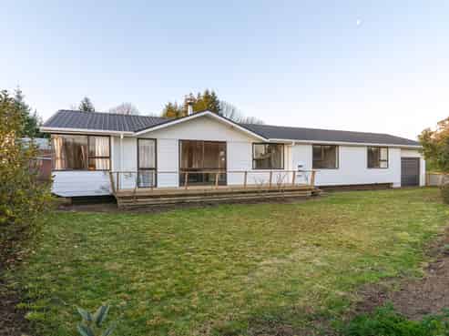 2938 Broadlands Road, Broadlands