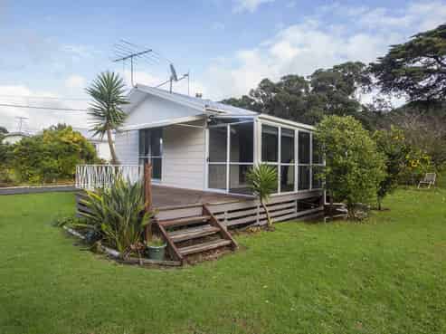 396 Leigh Road, Whangateau
