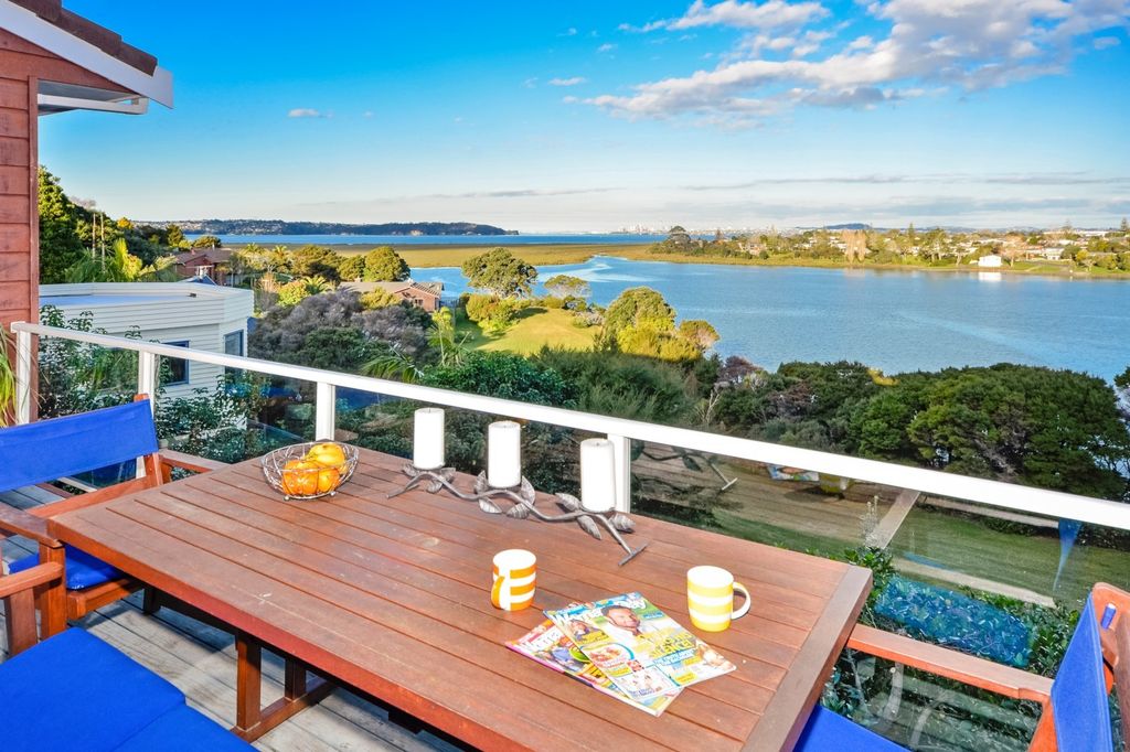 Property value 153B West Harbour Drive, West Harbour realestate.co.nz