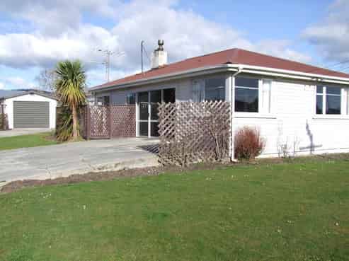 89 Chaucer Street, Milton