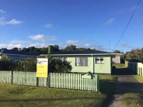 166 Karaka Street, Castlecliff