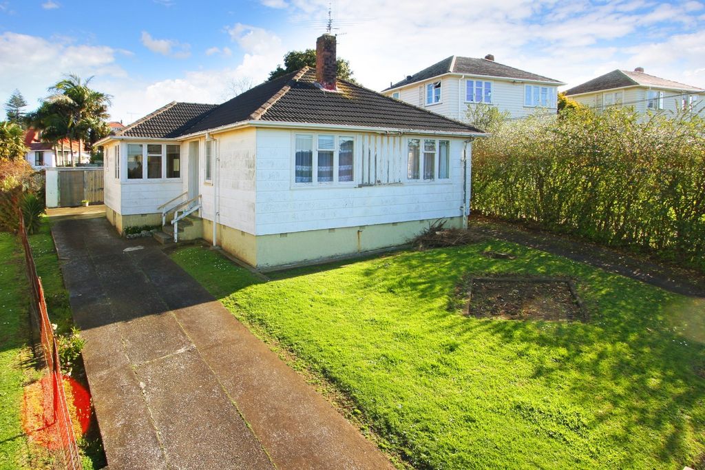 Property value 26 Oran Road, Panmure realestate.co.nz