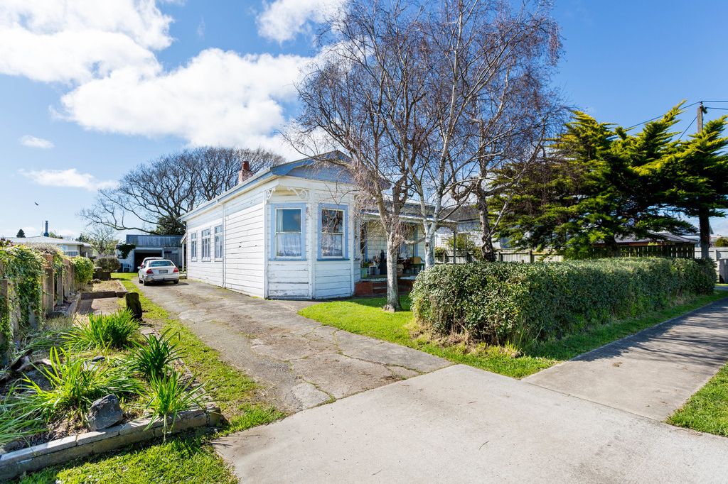 Property value 19 Denbigh Street, Feilding realestate.co.nz