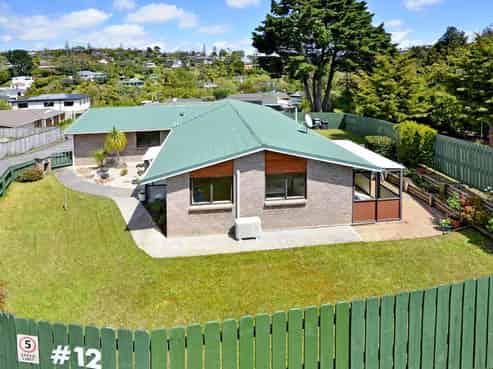 12E Relko Crescent, Torbay