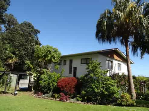 6 Springfield Avenue, Thornton Bay