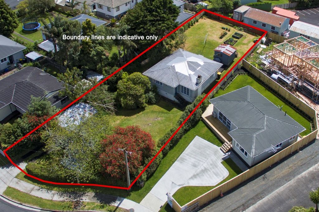 Property value 2 Glenvil Lane, Te Atatu Peninsula realestate.co.nz