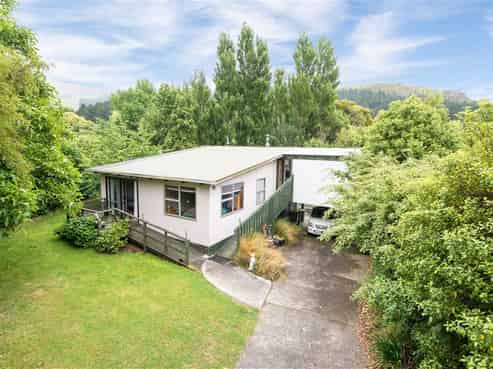 20 Purau Port Levy Road, Purau
