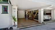 Open gallery