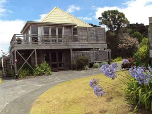 10C Flagstaff Road, Russell