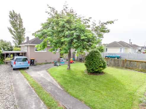 166 Vogel Street, Roslyn