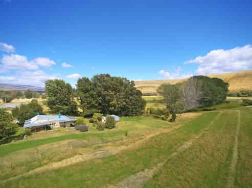 769 Ardgour Road, Tarras