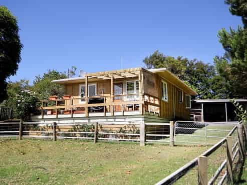 519 State Highway 27, Mangatarata