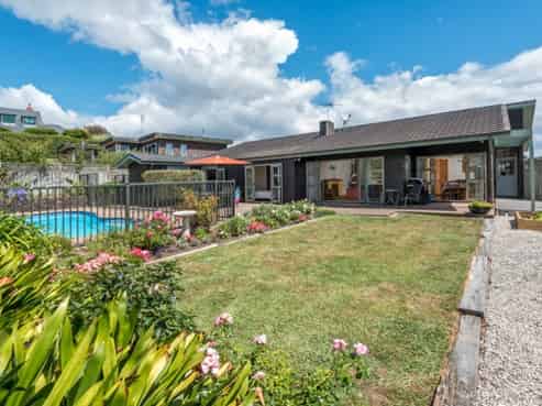 11 Cheriton Road, Mellons Bay