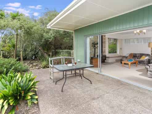 44 Hull Road, Te Kohanga