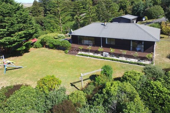 Property value - 23 Corlett Road, Plimmerton - realestate.co.nz