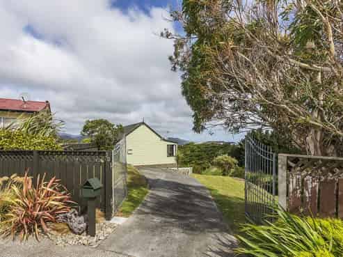 20 Outram Grove, Kelson