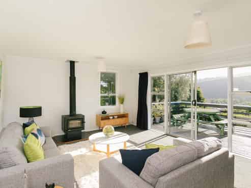 86 Holborn Drive, Stokes Valley