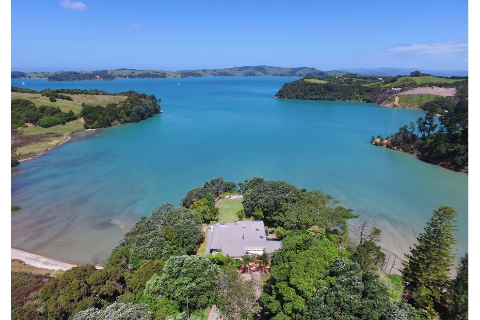 For sale Omaru Bay, Waiheke Island realestate.co.nz
