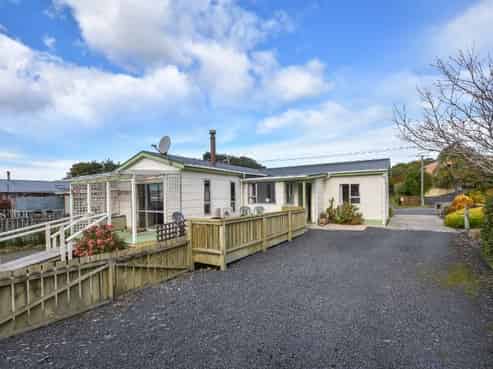 584 Brighton Road, Westwood