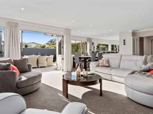 132 Valley Road, Mount Maunganui