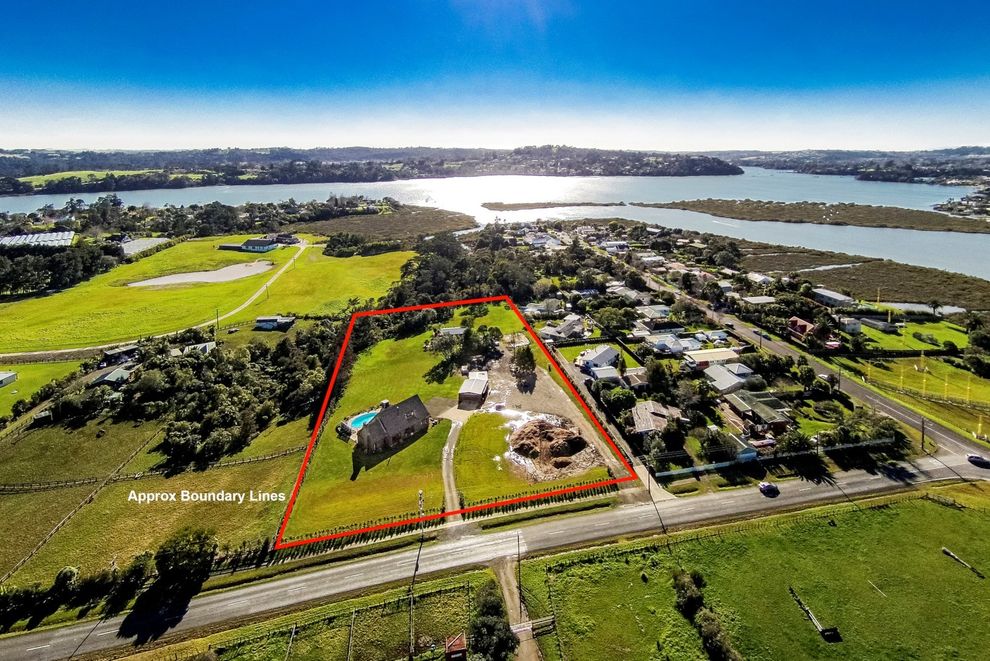 For sale 70 Puriri Road, Whenuapai realestate.co.nz