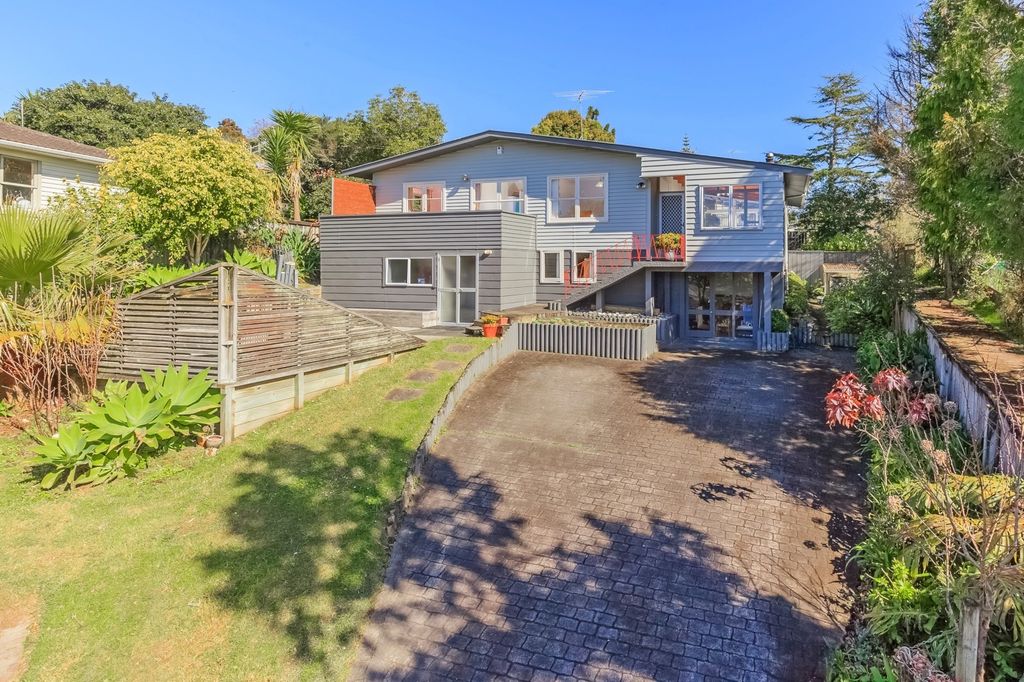 Property value 93 Vandeleur Avenue, Birkdale realestate.co.nz