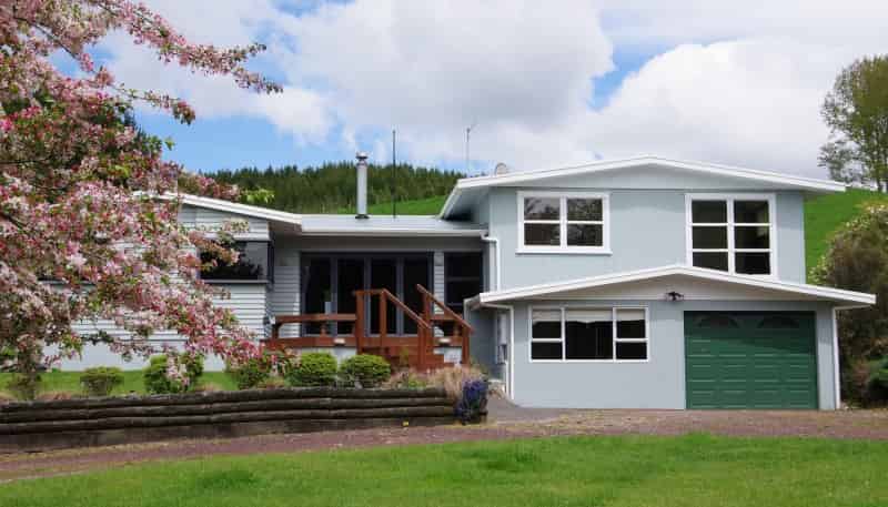3335 State Highway 32, Lake Taupo (West)