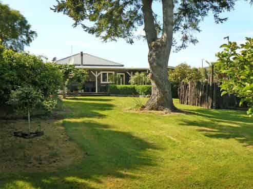865 Tahakopa Valley Road, Catlins Surrounds