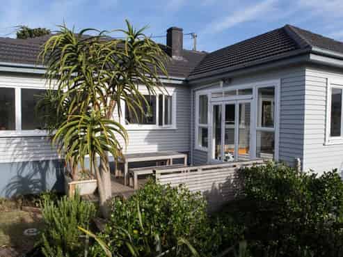 16 Wentworth Street, Mornington