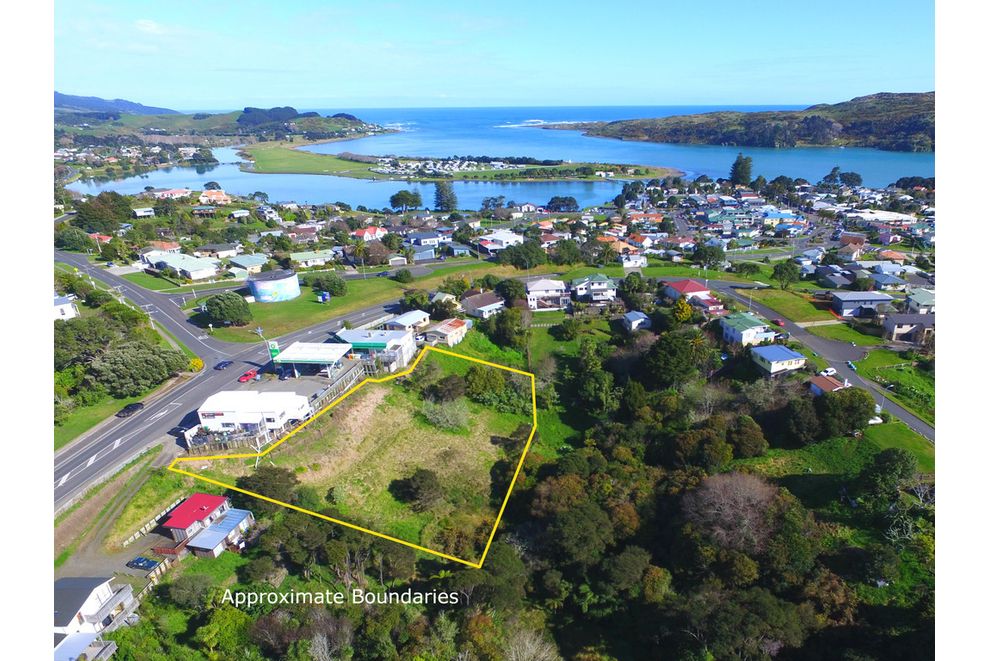 For sale 4 Main Road, Raglan realestate.co.nz