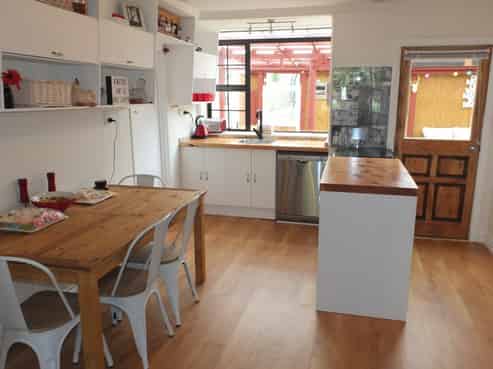 14 Wellington Street, Enfield and Surrounds